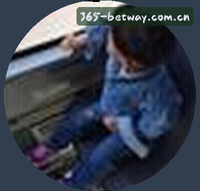 刘芳